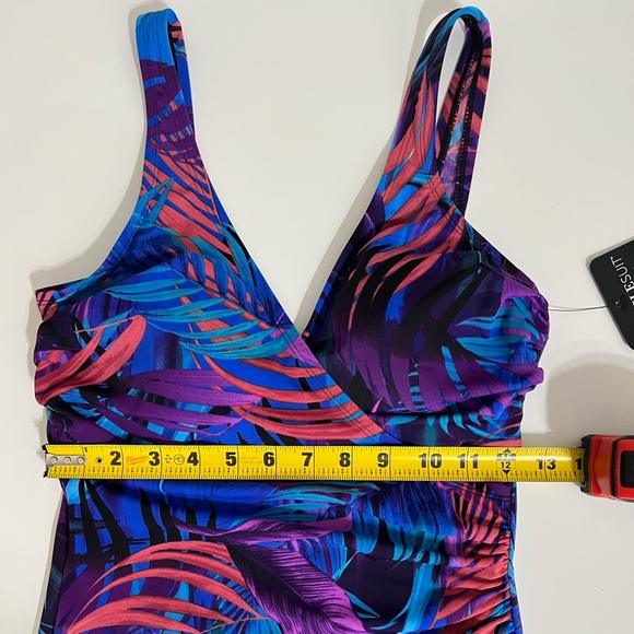 Miraclesuit Revele Framboise Slimming One Piece Swimsuit Size 10 - Picture 8 of 10